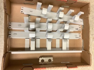 lot 9-352 image: Hook Rails