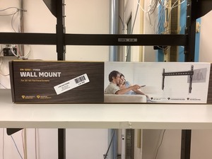 lot 9-342 image: TV Mount