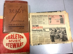 lot 2-114 image: Vintage Sports