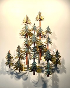 lot 8-236 image: North Woods Theme Decor