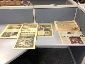 lot 1-124 image: Vintage Newspapers (Misc)