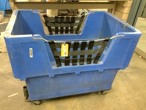 lot 6-735 image: Easy Access Plastic Push Cart