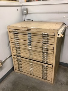 lot 6-549 image: Cabinet