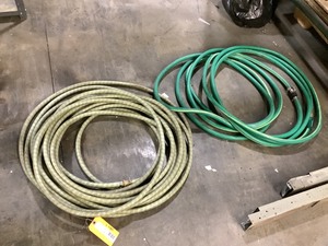 lot 7-572 image: Garden Hoses