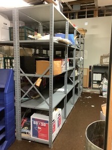 lot 6-541 image: Metal Shelf
