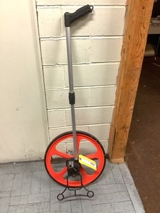 lot 7-545 image: Measuring Wheel