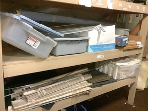 lot 7-533 image: Contents