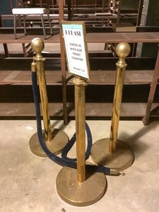 lot 8-624 image: Crowd Ropes