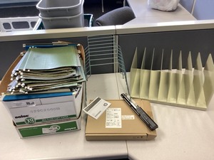 lot 3-417 image: Notebook Battery, hanging file folders, etc