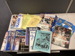 lot 2-674 image: Sports Yearbooks (Drake)