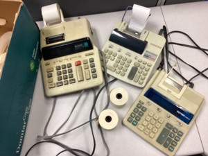 lot 4-408 image: Desktop Calculators