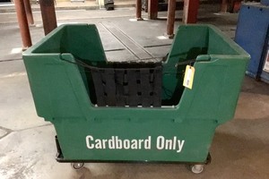 lot 6-650 image: Easy Access Plastic Push Cart