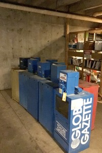 lot 8-651 image: Newspaper Vending Machines