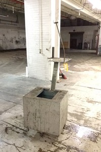 lot 6-731 image: Metal Cart