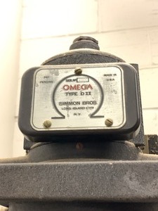lot 9-488 image: Photo Enlarger