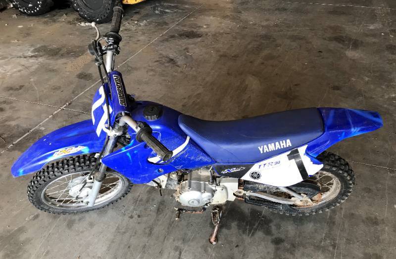 lot 3 image: 2003 Yamaha TTR 90 Dirt Bike
