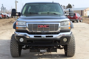 lot 23 image: 2006 GMC Sierra 2500HD SLT 6.6L Duramax Diesel 4x4