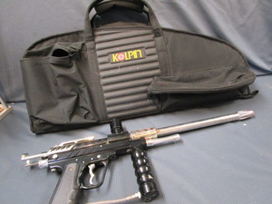 lot 67 image: Paintball Gun, Helmet