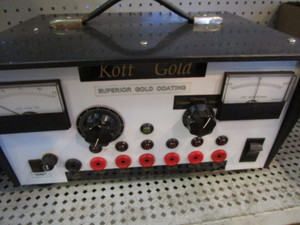lot 167 image: Kott Gold