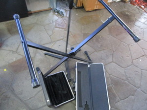 lot 191 image: Onstage Stand