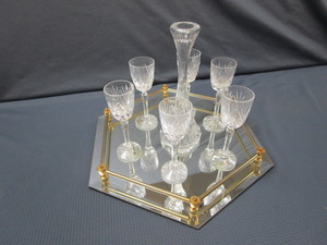 lot 98 image: Fancy Stems, Mirror Tray
