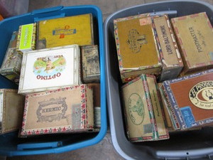 lot 291 image: Cigar Boxes