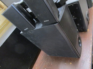 lot 358 image: Sony Speakers