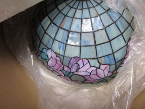 lot 375 image: Tiffany Style Fixture