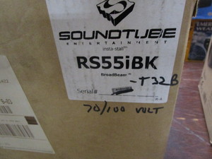 lot 378 image: Speaker
