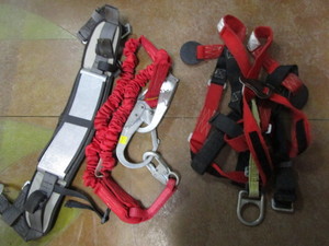 lot 279 image: Safety Harness Components
