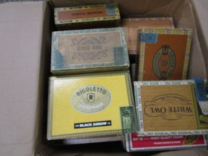 lot 283 image: Cigar Boxes