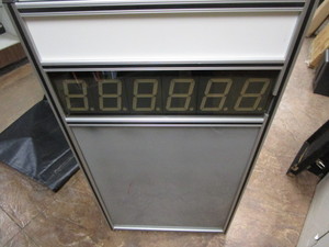 lot 289 image: Folding Display Case