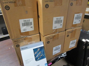 lot 334 image: New Video Cables