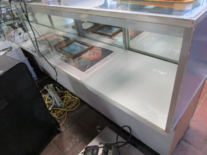 lot 319 image: Showcases