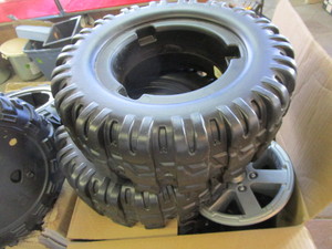 lot 417 image: Power Wheels