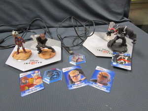 lot 446 image: Disney Infinity Portal