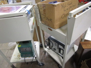 lot 519 image: AV Carts