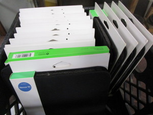 lot 525 image: Belkin Tablet Covers