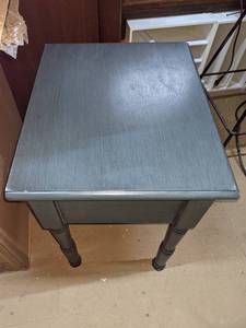 lot 110 image: Small Rustic Blue Side Table wDrawer