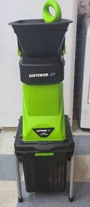 lot 11 image: Earthwise GS70015 15-Amp Garden Corded Electric Chipper, Collection Bin