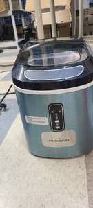 lot 117 image: Frigidaire Stainless Steel Countertop Ice Maker EFIC315-tg-ss
