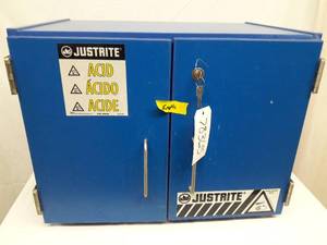 MSRP $1100&nbspJustrite Wood Laminate Countertop Corrosive &amp Acid Chemical Storage Cabinet - 1st Pic Is A Stock Photo - Has Keys - Interior Hinges Have Rust Inside - See Pictures