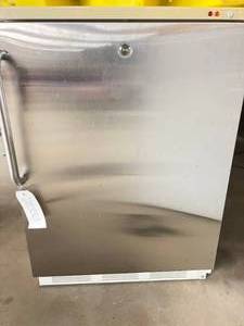 WOW MSRP $2800 Summit Commercial Undercounter Freezer 3.2 cu. ft. 3 Removable Storage Baskets, Static Cooling System, Door Lock &amp Adjustable Thermostat - Sub Zero Temp -14F Perfect For Frozen Food &amp Pharmaceuticals&nbsp- Works Great