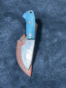 Custom Damascus Steel Knife