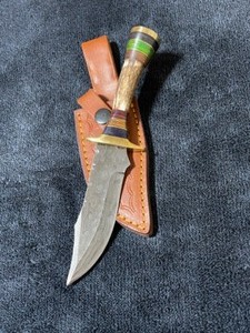 Custom Damascus Steel Hunting Knife