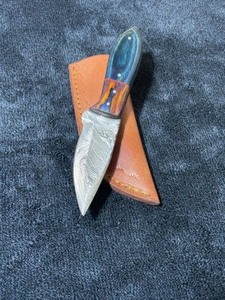 Custom Damascus Steel Knife