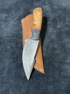 Custom Damascus Steel Knife
