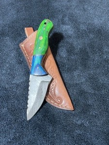 Custom Damascus Steel Knife
