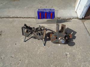 Misc. equilizer hitch parts. As shown.
