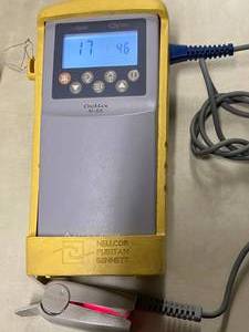 MSRP $800 Nellcor NPB-40 Handheld Pulse Oximeter WBoot For On The Go EMTS SpO2 Patient Monitor - Very Important To Monitor Oxygen Levels With Any Respiratory Diseases - Good Working Condition